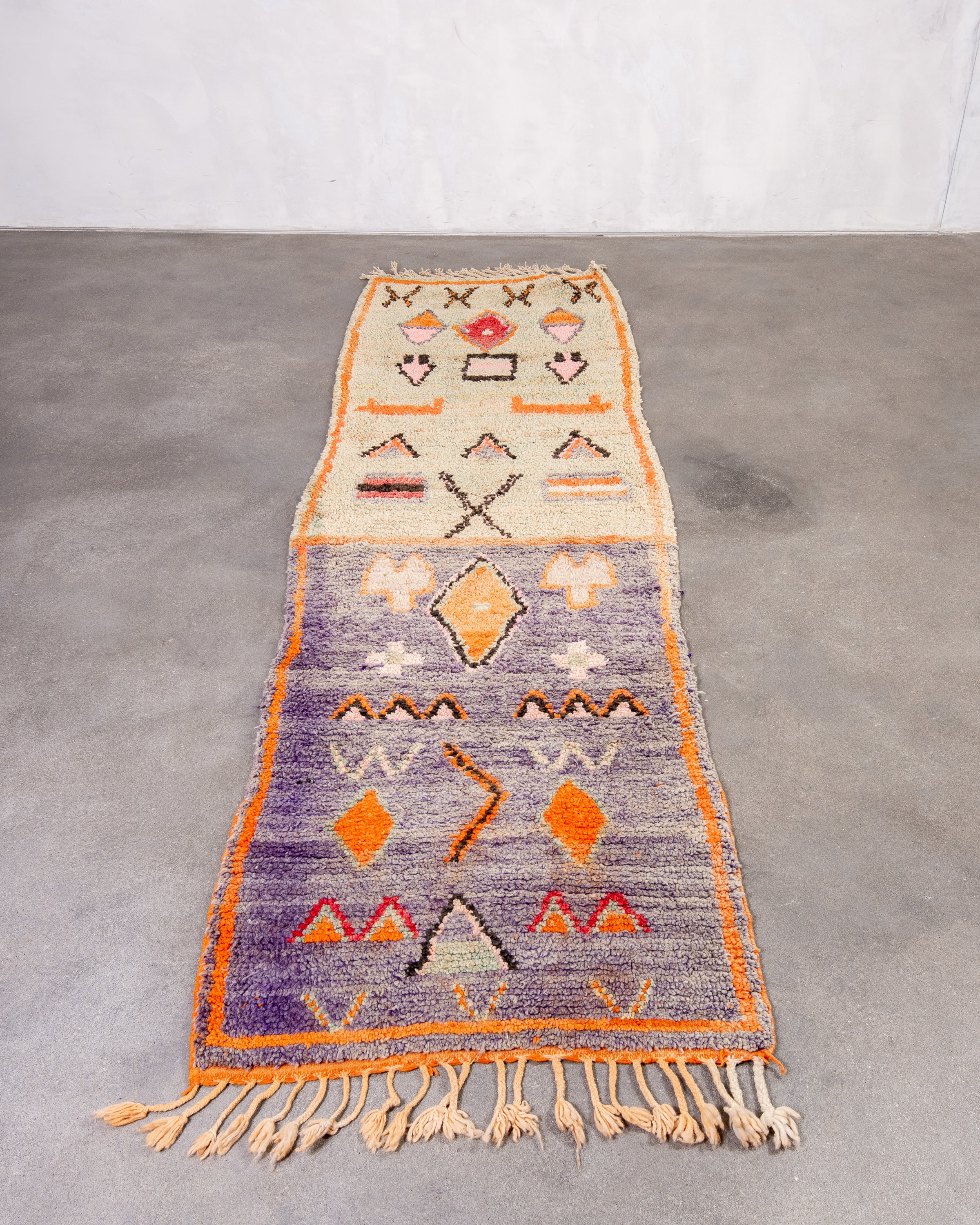 Modern designer handcrafted Berber rug from morocco Boujad with beautiful colors and patterns